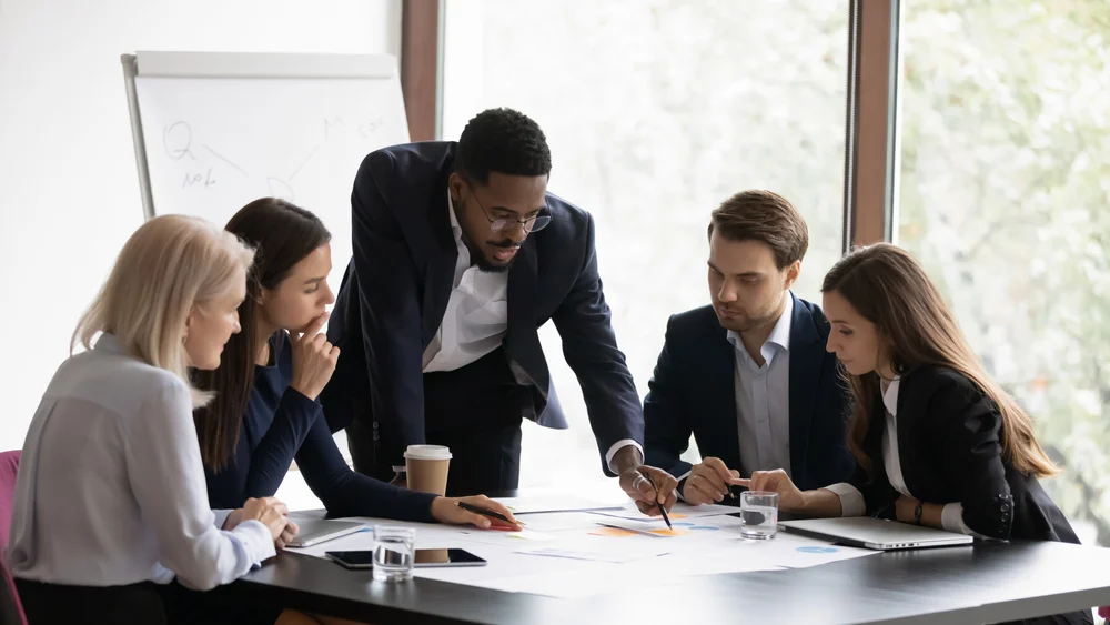 The Role of a Leadership Coach in Developing High-Performing Leaders